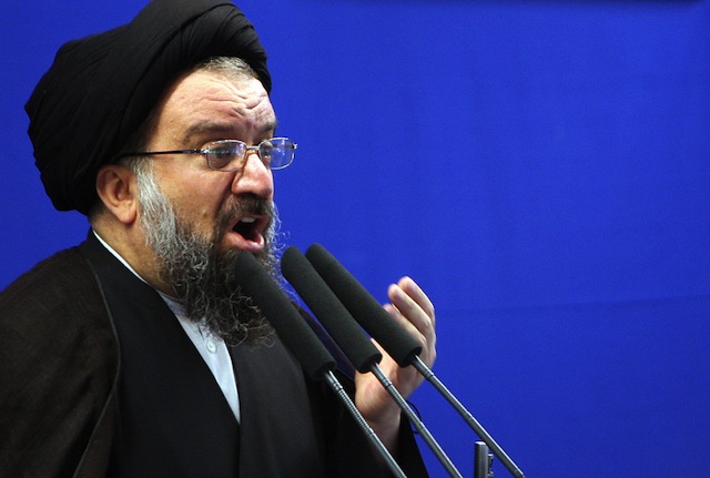 امام جمعه موقت تهران: اعتدال در عرصه سیاسی، همراهی با مواضع رهبری است