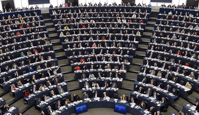 نمایندگان پارلمان اروپا خواستار تحریم سپاه شدند