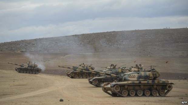 استقرار تانک های ترکیه در نزدیکی مرز سوریه - عکس از خبرگزاری فرانسه