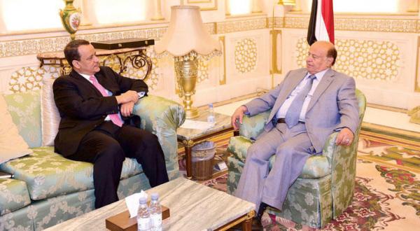 هادی هنگام دیدار با ولد الشیخ در مقر اقامت موقت رئیس جمهور یمن در ریاض – عکس از الشرق الأوسط