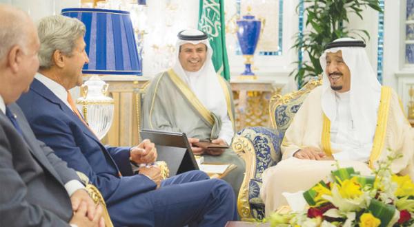 ملک سلمان بن عبدالعزیز، پادشاه عربستان سعودی وزیر امور خارجه امریکا جون کرى وهیئت همراهشان 