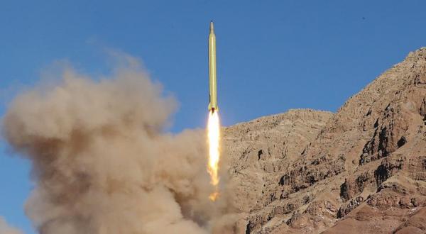 یک روزنامه آلمانی: ایران یک موشک با برد ۳۰۰۰ کیلومتر آزمایش کرد