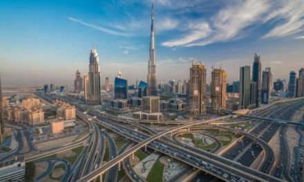 امارات منطقه ویژه پالایشگاهی «الرویس» را توسعه می‌دهد