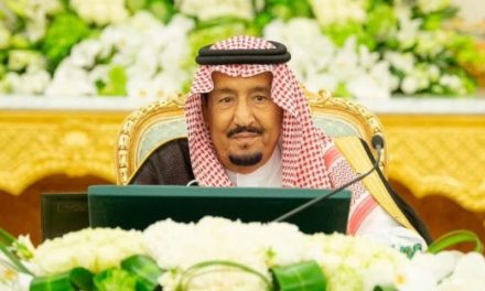 پادشاه سعودی انتخاب رئیس جمهور و نخست وزیر جدید عراق را تبریک گفت