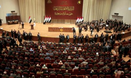 یارکشی متقابل در پارلمان عراق میان فراکسیون های «سازندگی» و «اصلاح»