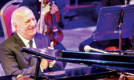 حضور خیره کننده عمر خیرت در شب‌های «موسیقی عربی» در قاهره