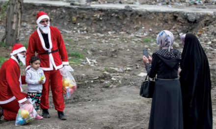 فتواهای تحریم جشن‌ کریسمس خشم مردم عراق را برانگیخت