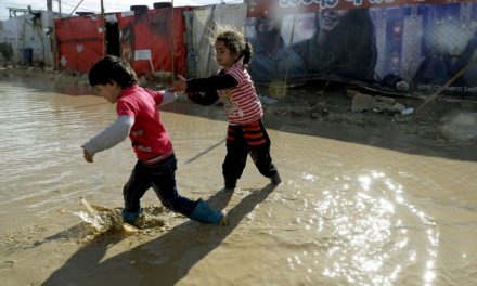 پناهجویان سوری در لبنان؛ گرفتار سرمای بی رحم زمستان